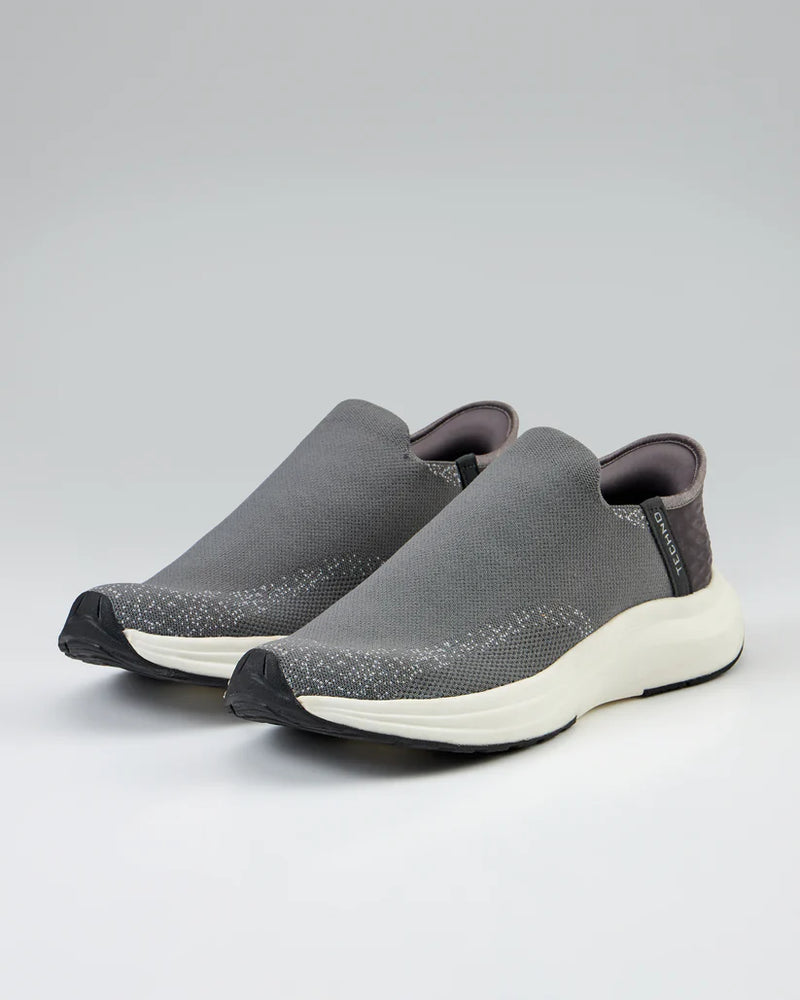 Men Zero-Hands Performance Shoes with NITROLITE